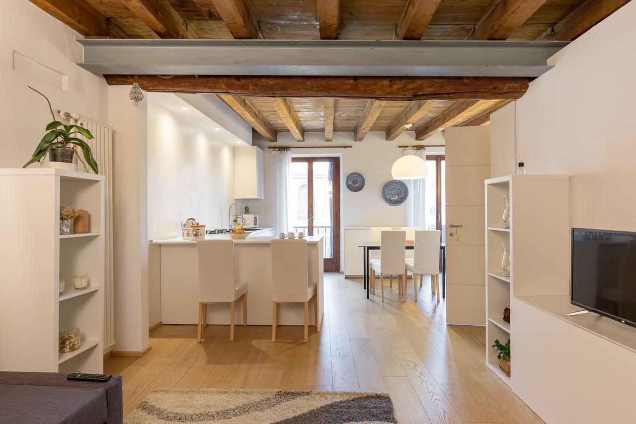 Casa Caterina Apartment เวโรนา ภายนอก รูปภาพ
